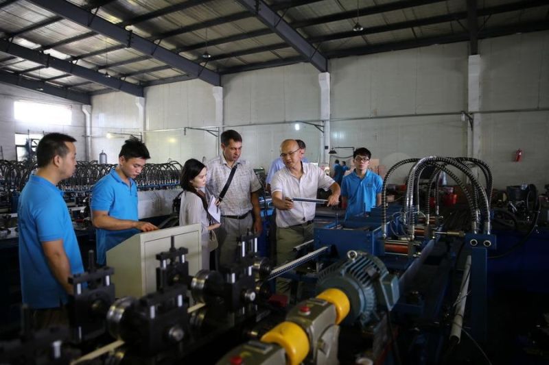 Automatic Worm Gear Box Roll Forming Machine for Ceiling T Bar