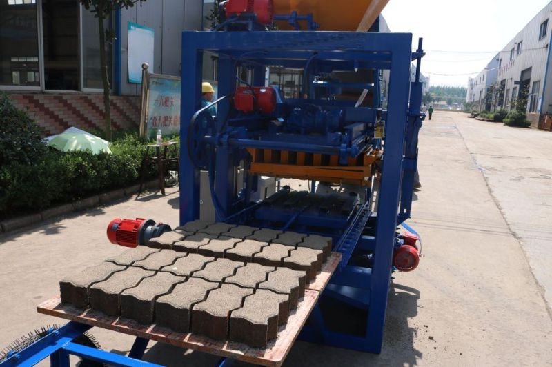 Manufacturer Qt4-24 Semi Automatic Vibration Paver Brick Hollow Block Making Machine in India