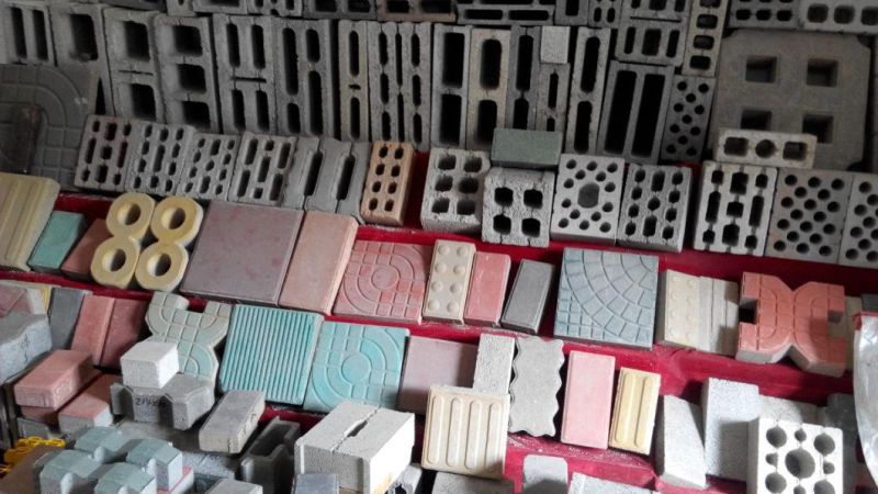 Block Moulding Machine/Brick Paver Hollow Pachine in Pakistan Qt4-15