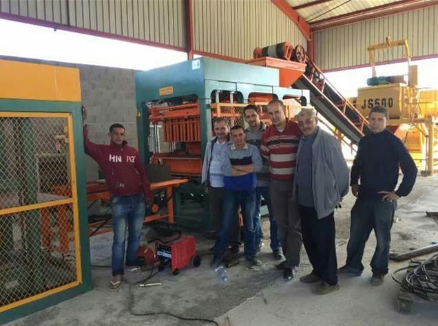 Hydraulic Automatic Concrete Cement Hollow Solid Paving Interlocking Brick Making Machine with Construction Machinery (Qt8-15)