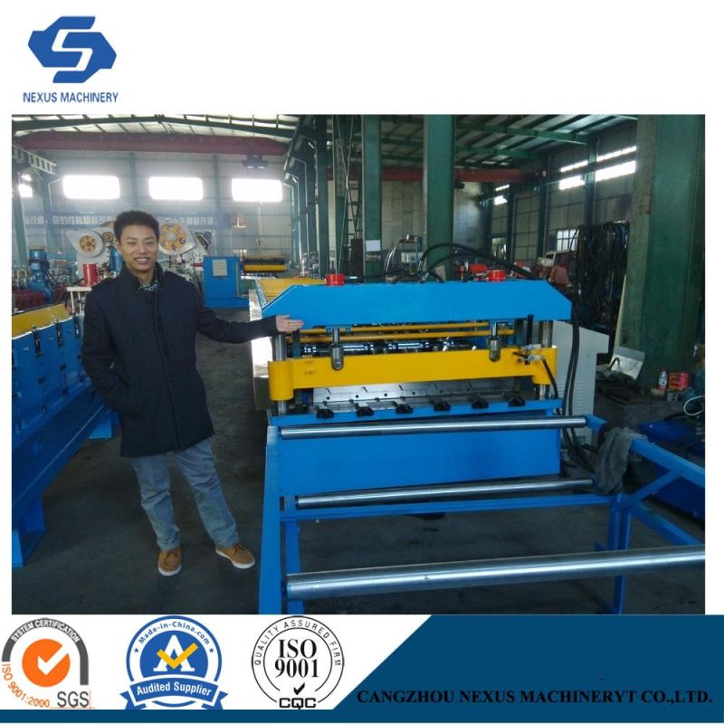 Hot Sale Metal Roofing Sheets Panel Roll Forming Machine Made in China