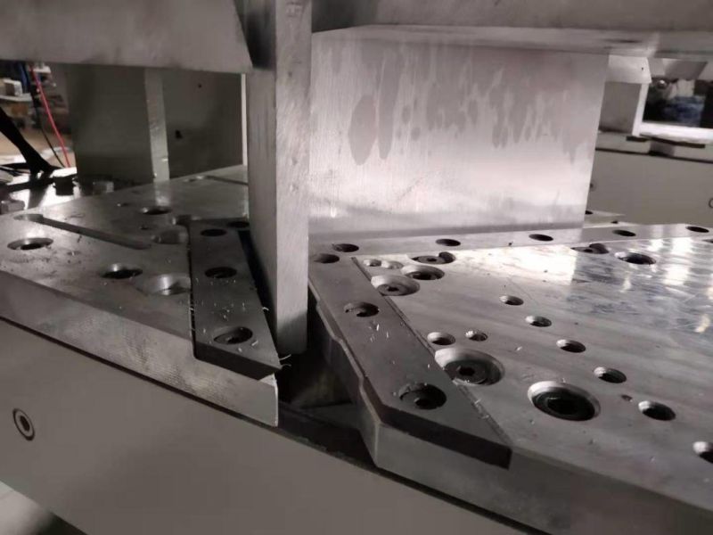 Low Cost Plastic Vinyl Window Frame Making Welding Machine for Sale