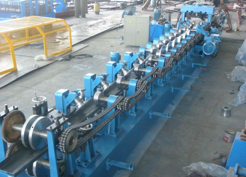 Galvanized Steel C&Z Metal Purlin Interchangeable Roll Formingmachine