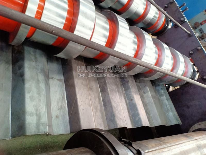 China Factory Container and Car Roof Panel Side Panel Roll Forming Machine