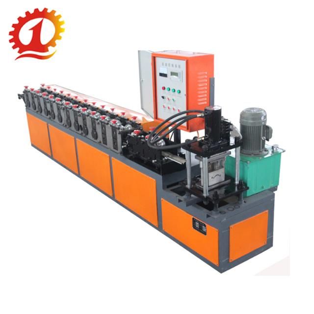 China Forward Roller Shutter Door Roll Forming Machine