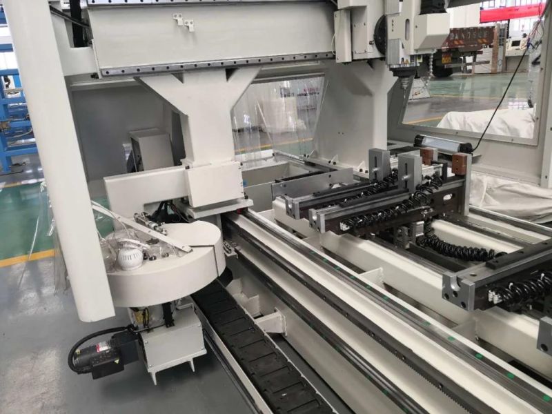 Automatic Cutting Milling Machine CNC Routering Milling Machining Center