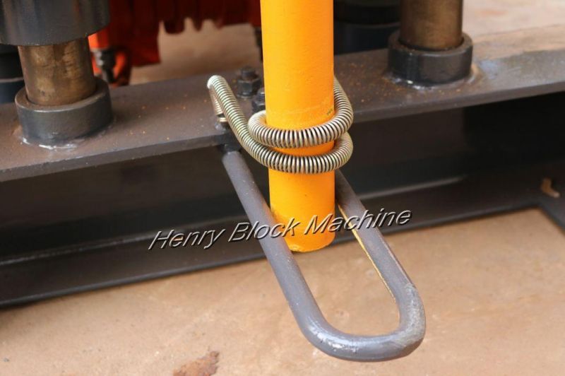 Qtj4-40 Low Cost Mobile Concrete Hollow Block Making Machine