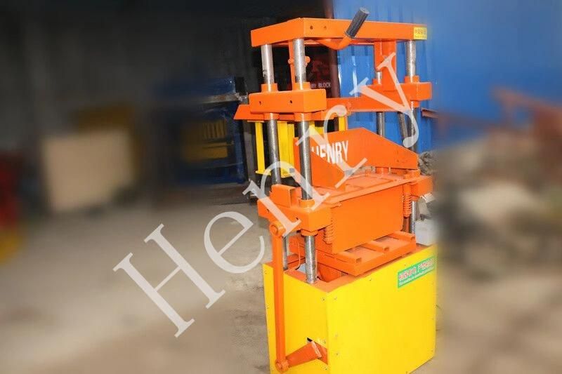 Lower Cost Hr1-18 Cement/Concrete Block Machine Hollow Block Molding Machine in Africa