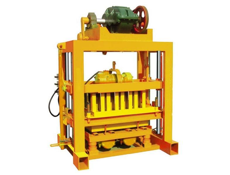 Semi-Automatic Qtj4-40 China Manual Concrete Cement Hollow Paver Block Machine in ISO Approved