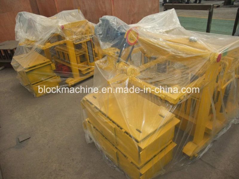 Pallet Free Qtm4-30 Small Scale Mobile Block Machine for Concrete Blocks