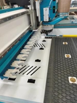 Four Process Cutting Machine Machining Center Doors and Windows Making