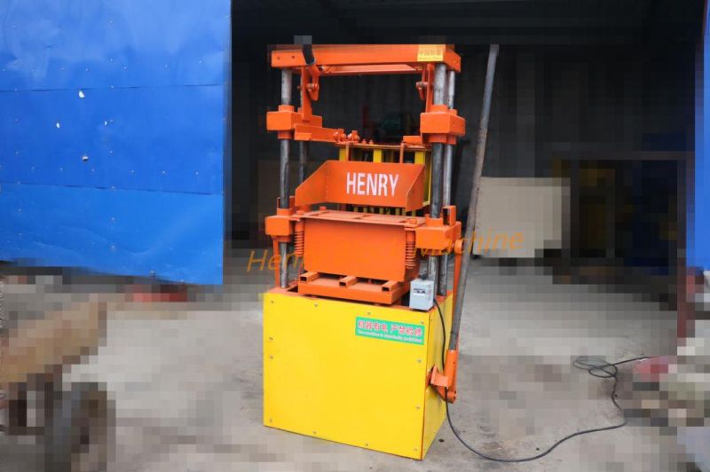Simple Hollow Block Making Machine Concrete Brick Machine Paver Curbstone Making Machine Hr1-18