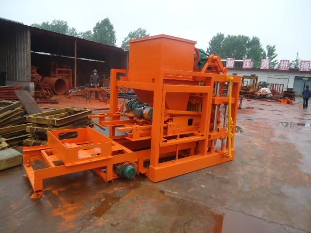 Qtj4-26 House Building Brick Equipment / Concrete Paving Block Making Machine