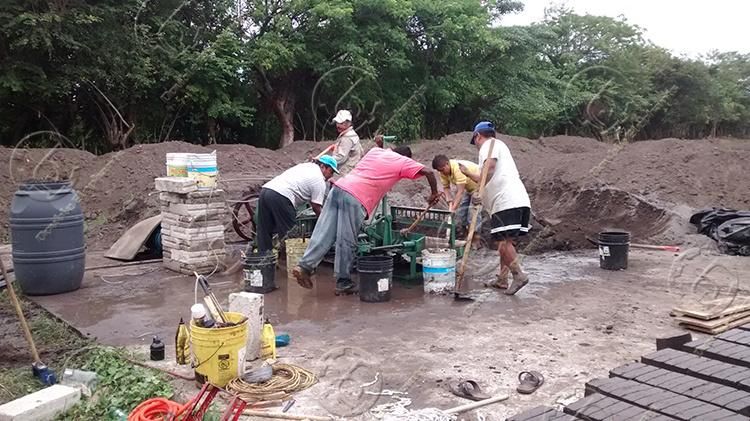 Manual Clay Mud Cement Brick Making Machine Price in India