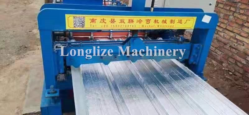 840 Film Laminating Roof Tile Pressing Roll Forming Machine