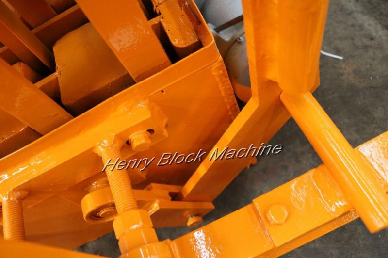 Movable Concrete Cement Egg Layer Block Making Machine Mobile Hollow Block Machine