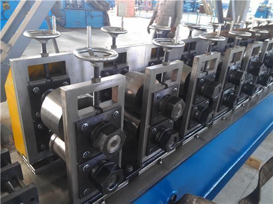 High and Fast Speed Angle Iron Profile Making Machine