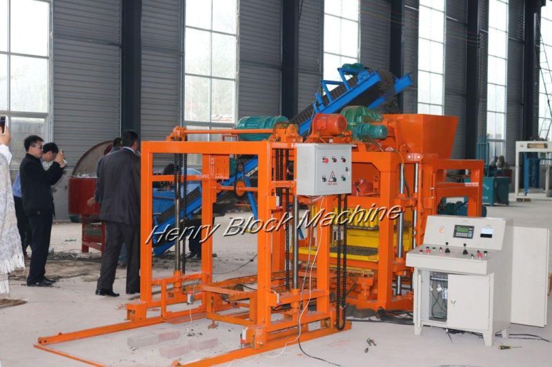 Qtj4-26c Concrete Cement Block Making Machine Paving Machinery in South Africa