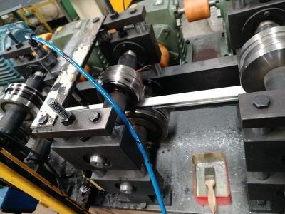 Fully Automatic Center Black/Select T Grid Roll Forming Machine