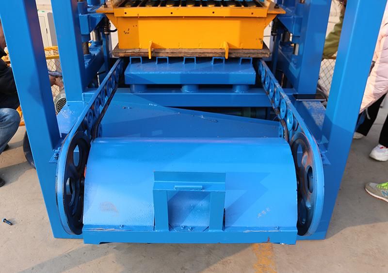 Popular Qt4-24 Small Hollow Block Brick Making Machine with Low Cost